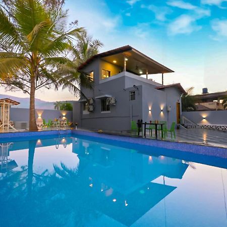 לונבלה Empyrean Stay Ll 3Bhk Ll Marshall Villa Ll Large Pool Ll Ac Ll מראה חיצוני תמונה