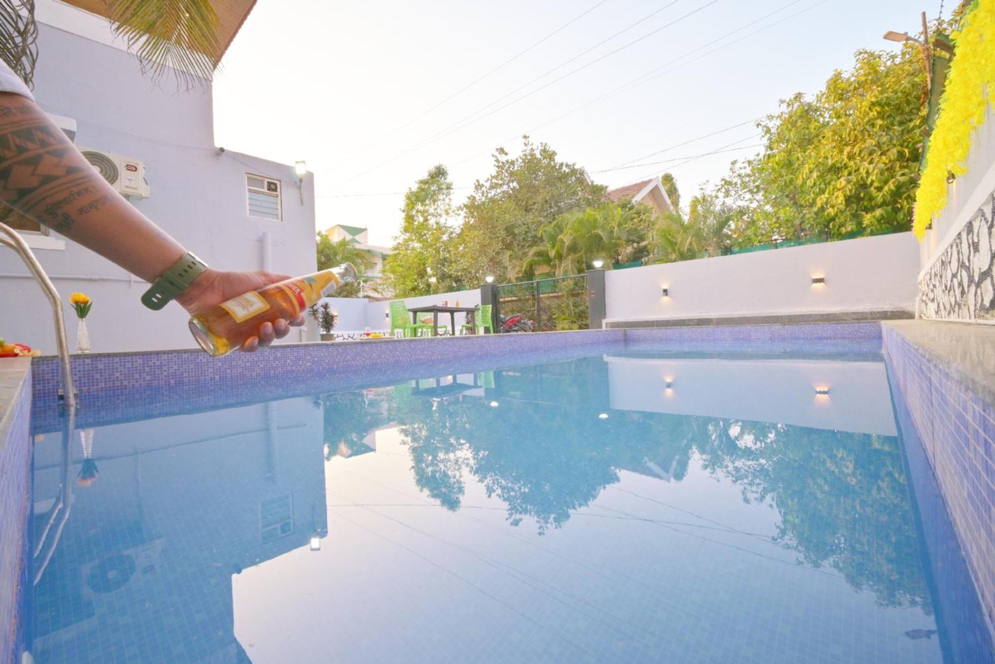לונבלה Empyrean Stay Ll 3Bhk Ll Marshall Villa Ll Large Pool Ll Ac Ll מראה חיצוני תמונה