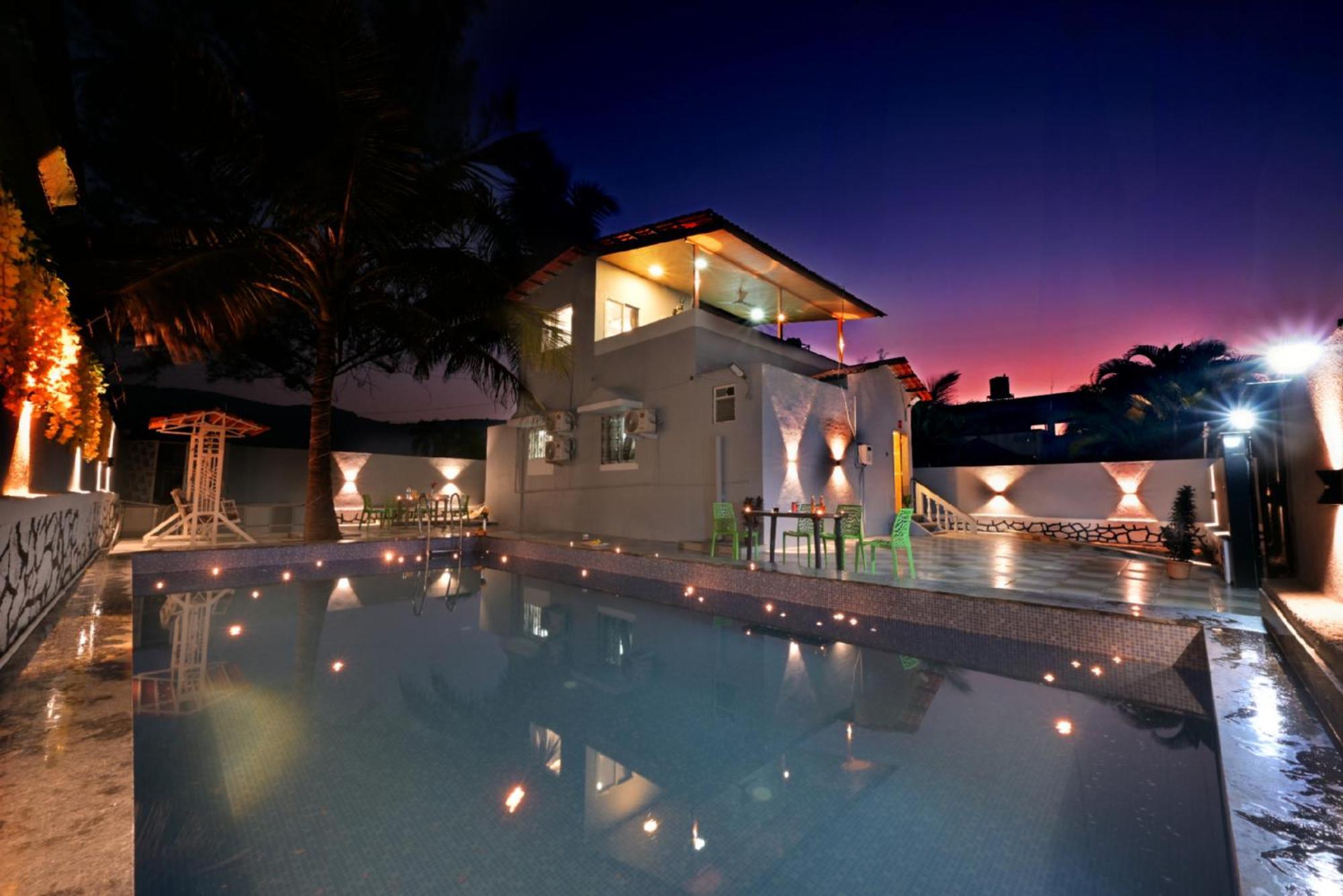 לונבלה Empyrean Stay Ll 3Bhk Ll Marshall Villa Ll Large Pool Ll Ac Ll מראה חיצוני תמונה